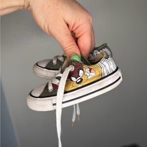 Converse Kids Low-Top Looney Tunes Taz Sneakers- Toddler Size 5